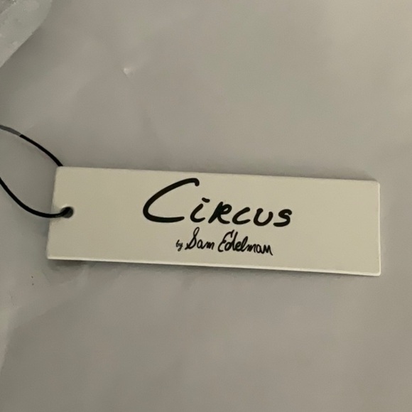 Circus by Sam Edelman Malibu Convertible Wristlet or Crossbody in Baltic Navy - Picture 6 of 6